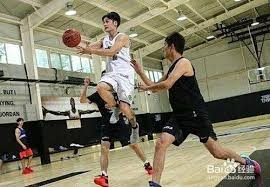 右后卫：孔德、坎塞洛、埃里克·加西亚